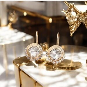 🆕CZ round stones large & small embedded gold plated geometric shape earrings